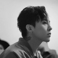 HoangTu_Gio